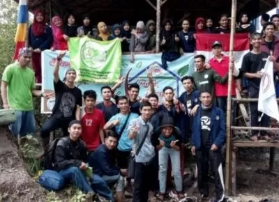 UKM